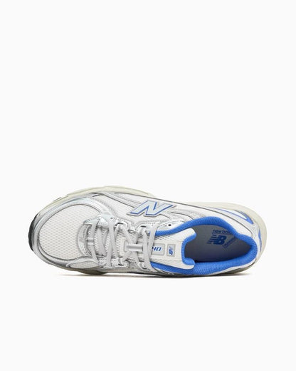New Balance 740 
Blue Bird Angora