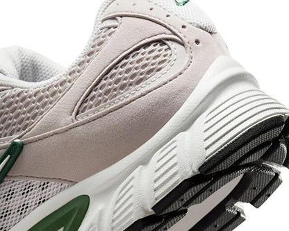 Nike V5 RNR College Grey Vast Grey Fir Summit White