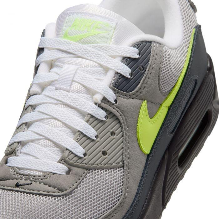 Nike Air Max 90 
Neon