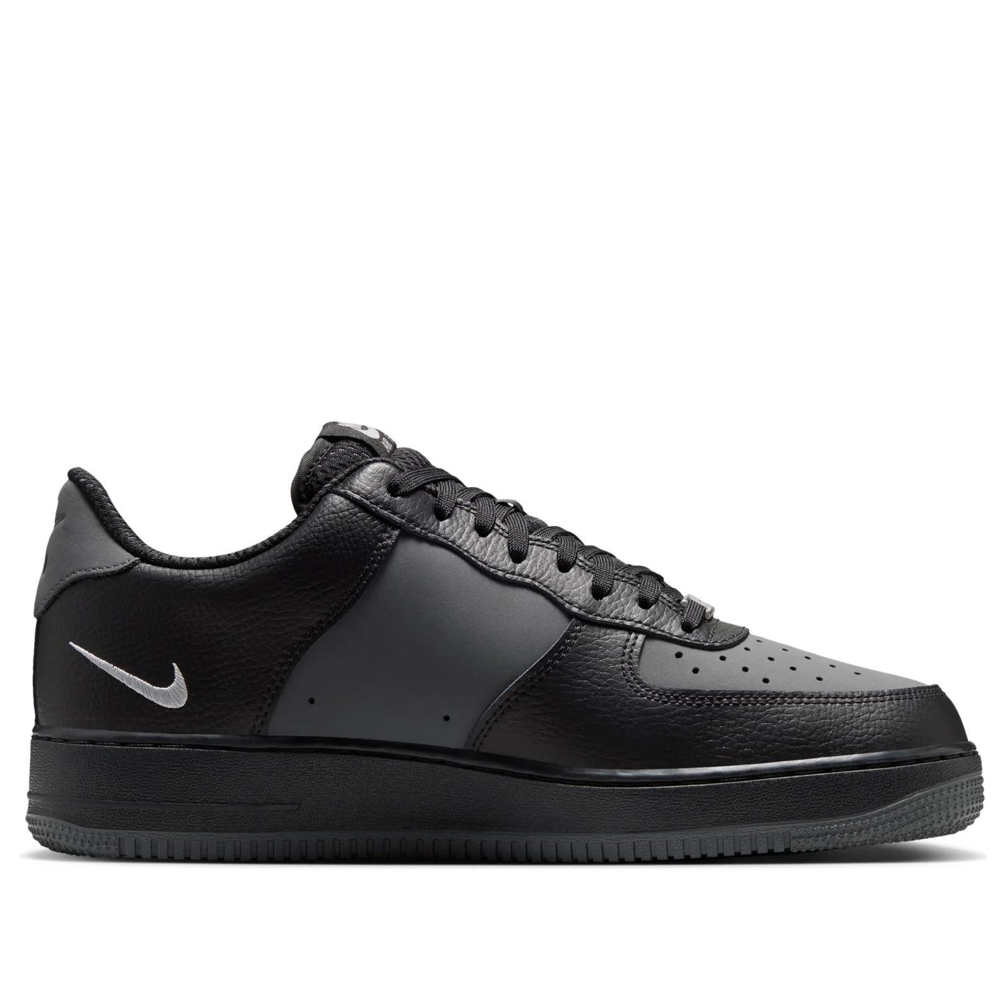 Nike Air Force 1 Low '07 LV8 
Black Light Smoke Grey