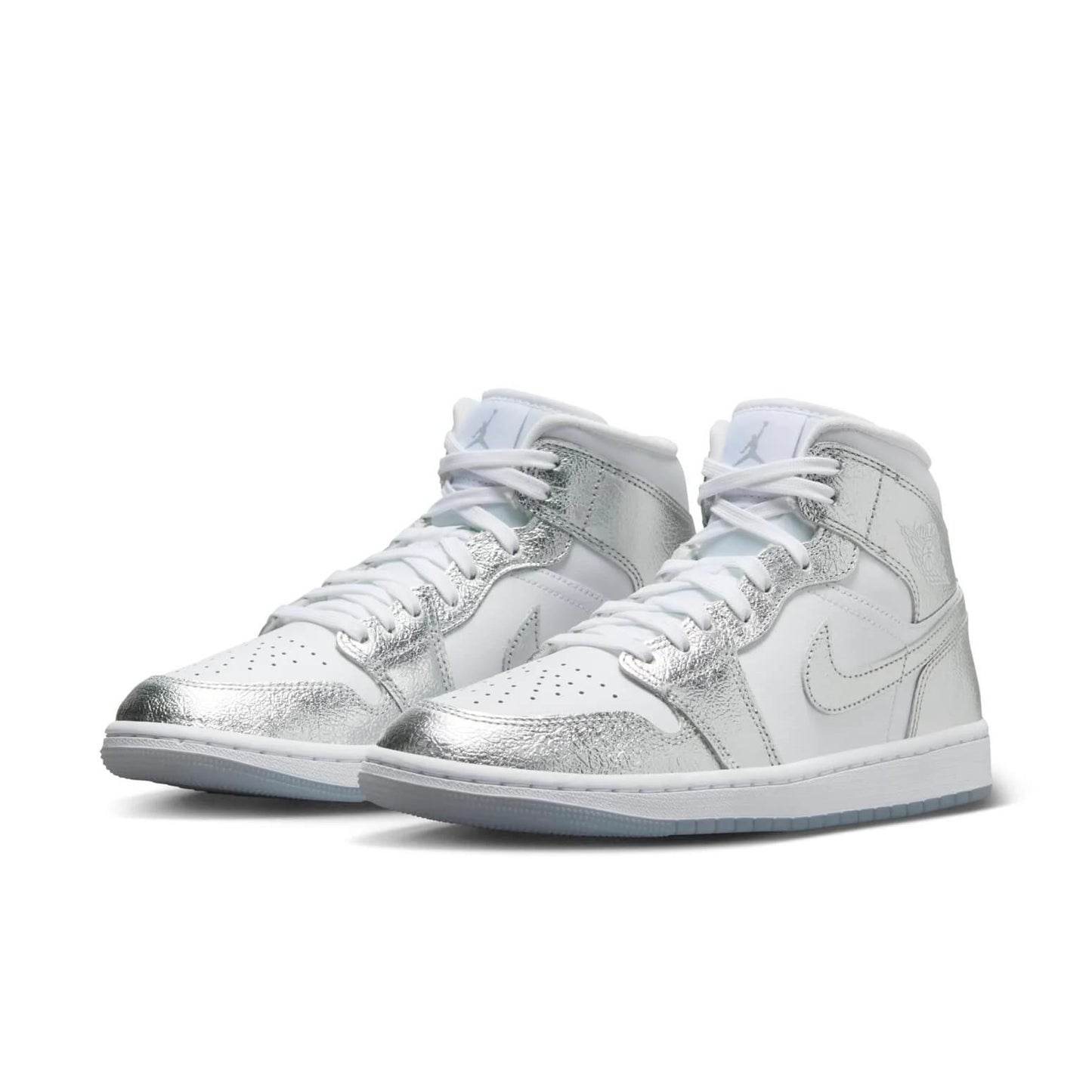 Jordan 1 Mid SE 
Metallic Silver (Women's)