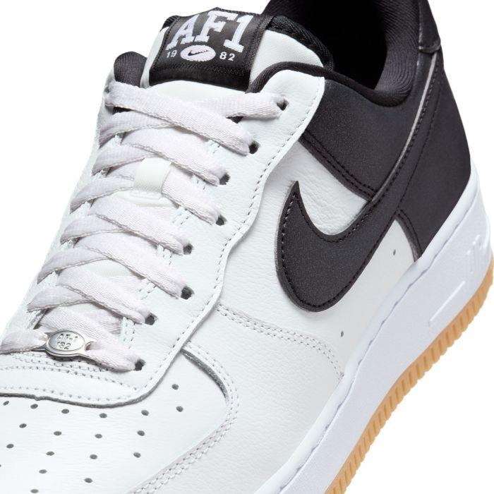 Nike Air Force 1 Low '07 LV8 
White Black Metallic Silver