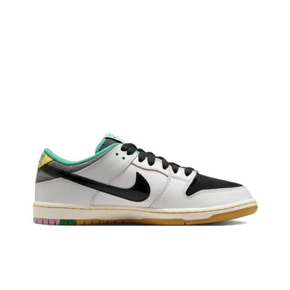 Nike SB Dunk Low CSEF