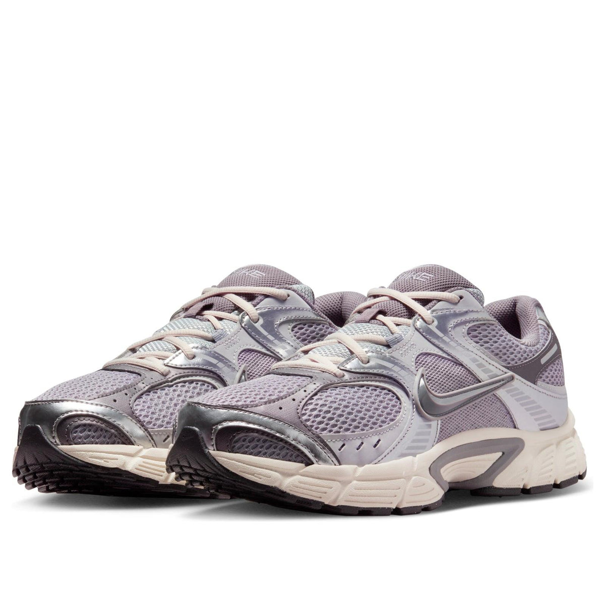 Nike V5 RNR 
Cement Grey Grey Fog Light Orewood Brown