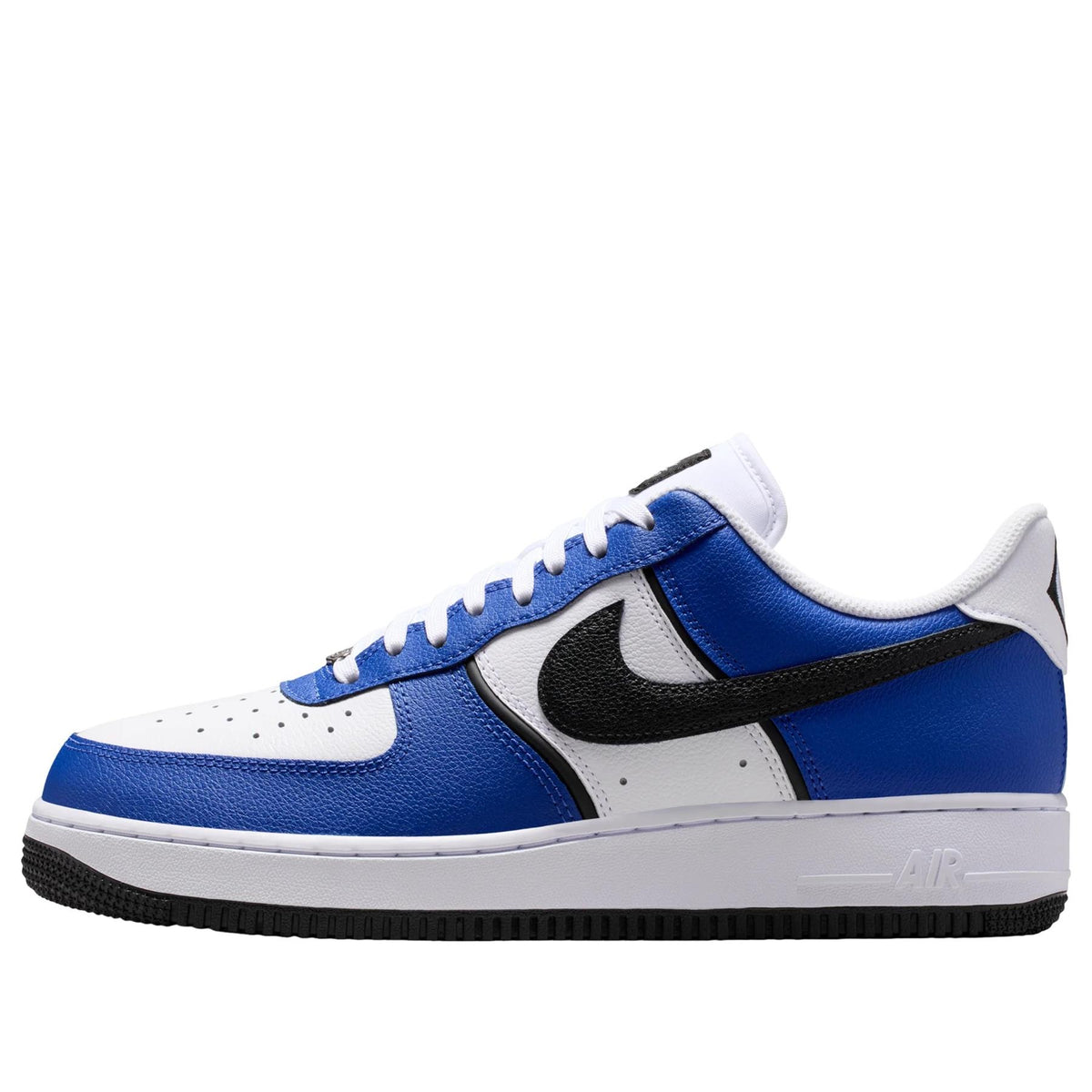 Nike Air Force 1 Low '07 LV8 
Old Royal Black