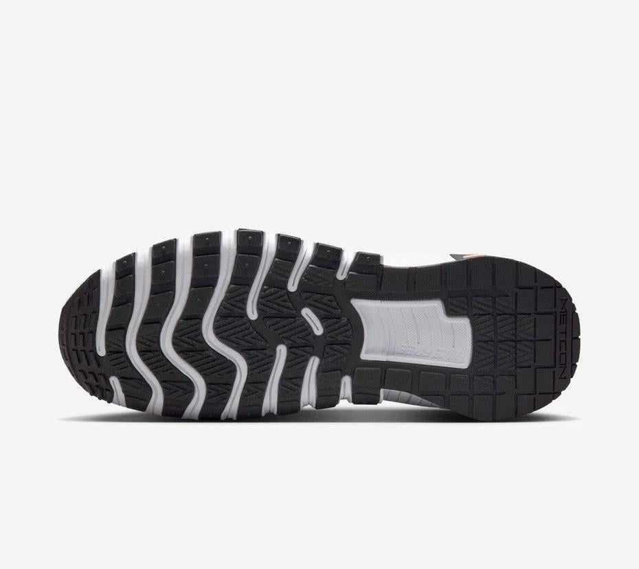 Nike Free Metcon 6 Apricot Agate White Black size 11.5