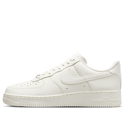 Nike Air Force 1 Low '07 
Sail