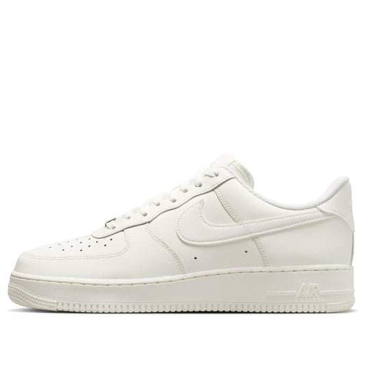 Nike Air Force 1 Low '07 
Sail