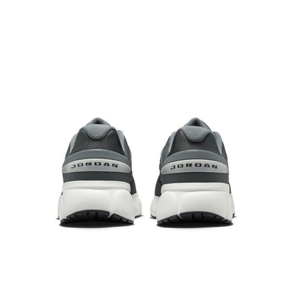 Jordan Trunner Flow 
Smoke Grey Iron Grey