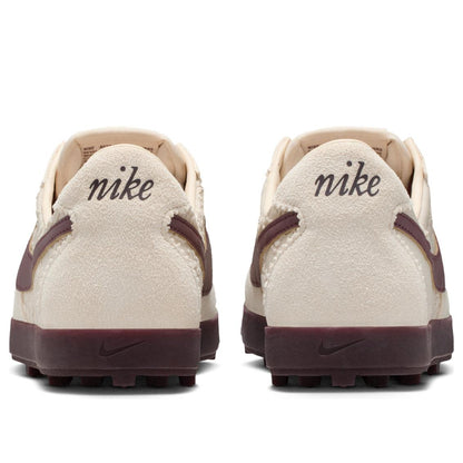 Nike Astro Grabber Leather SE 
Light Cream Burgundy Crush (Women's)