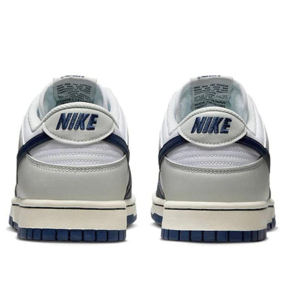 Nike Dunk Low New York Yankees