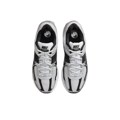 Nike Zoom Vomero 5Metallic Silver Black