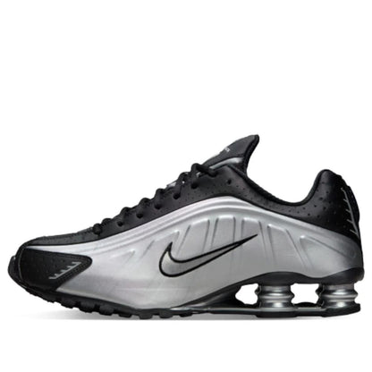 Nike Shox R4 Metallic Silver Black size 11.5