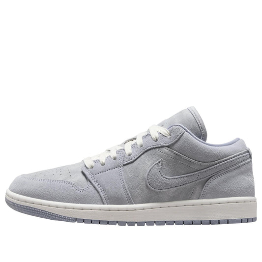 Jordan 1 Low SE 
Obsidian Mist Wolf Grey (Women's)