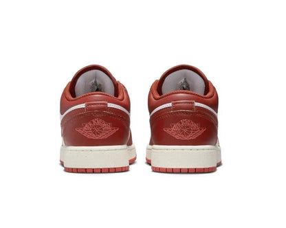 Jordan 1 Low SE Dune Red (GS)