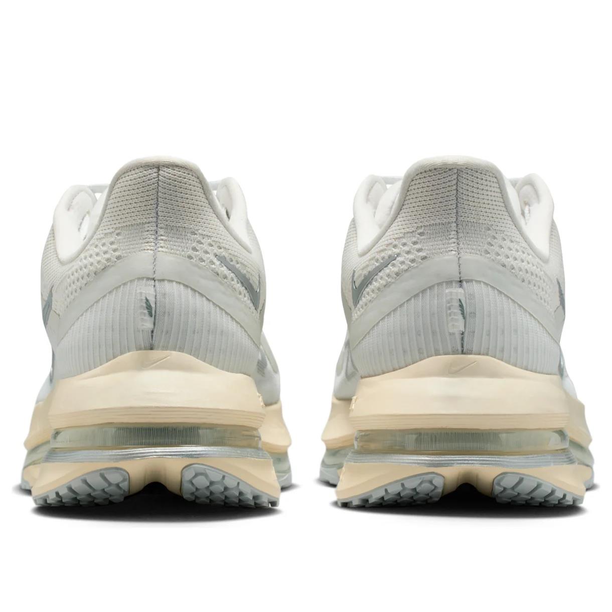 Nike Air Zoom Pegasus Premium Running is Mental size 11.5