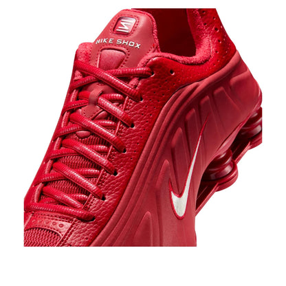 Nike Shox R4 
Red White