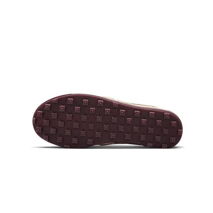 Nike Astro Grabber Leather SE 
Light Cream Burgundy Crush (Women's)
