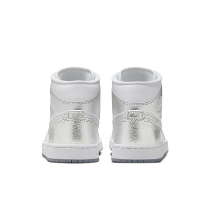 Jordan 1 Mid SE 
Metallic Silver (Women's)