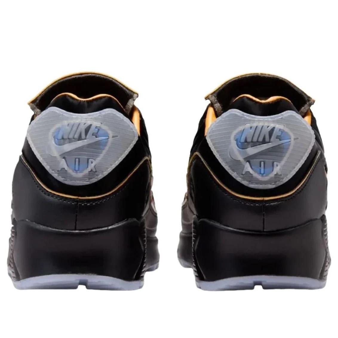 Nike Air Max 90 
Dark Cinder Mercurial Vapor 1