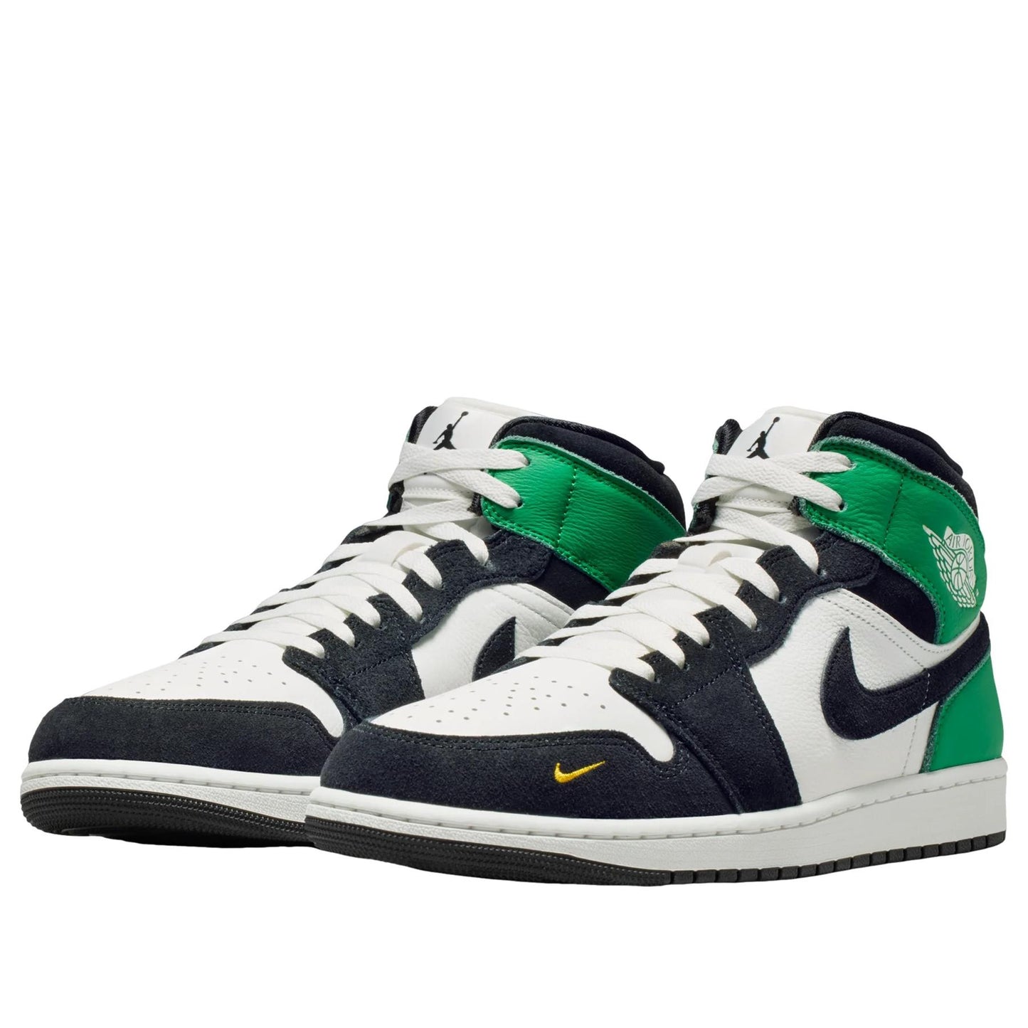 Jordan 1 Mid SE 
Lucky Green