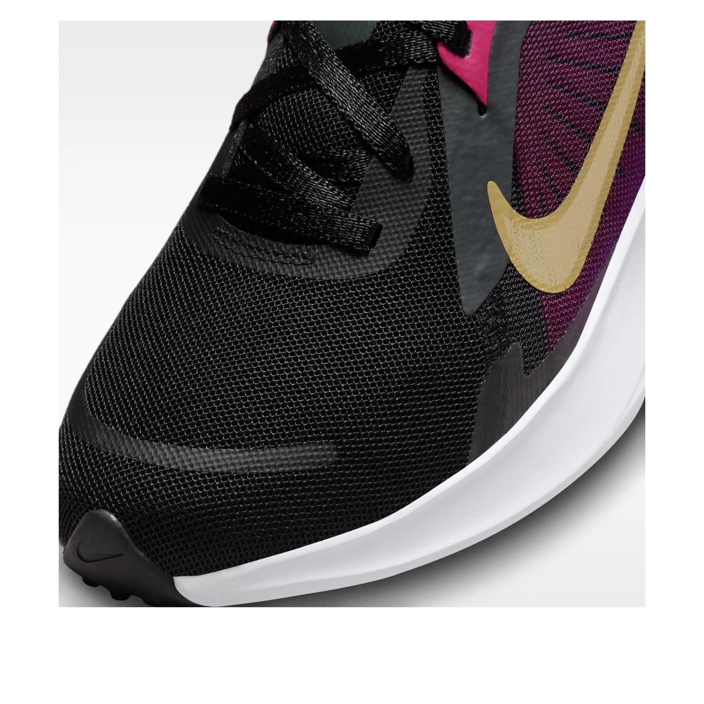 Nike Quest 5 Black Fireberry Metallic Gold (Women's) size 7.5