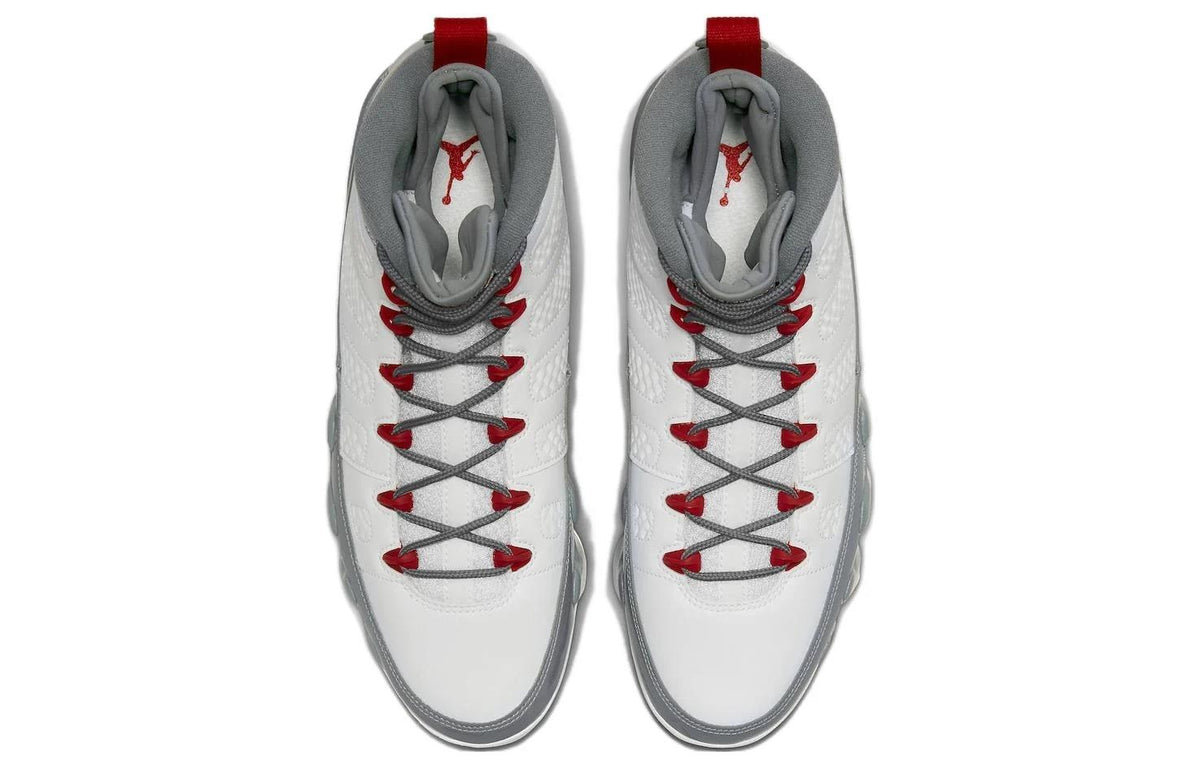 Jordan 9 Retro 
Fire Red