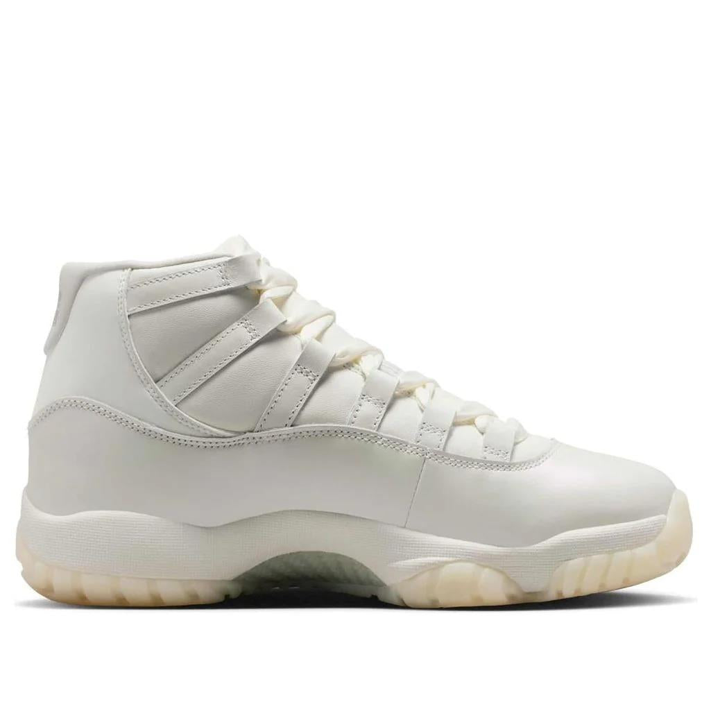 Jordan 11 Retro Pearl (Women's)