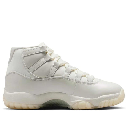 Jordan 11 Retro Pearl (Women's)