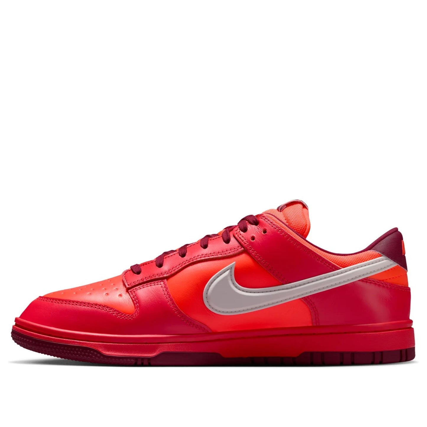 Nike Dunk Low Gore-Tex 
Crimson