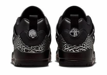 Jordan Spizike Low 
Black Metallic Silver