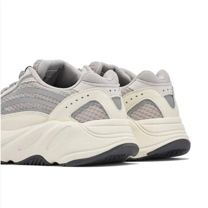 adidas Yeezy Boost 700 V2 
Static
