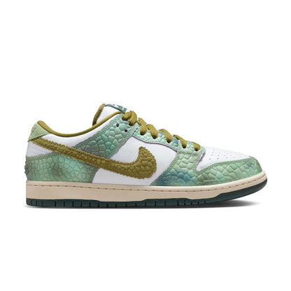 Nike SB Dunk Low Alexis Sablone Chameleon