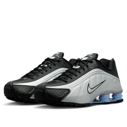 Nike Shox R4 
Metallic Silver Black Psychic Blue