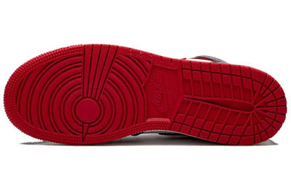 Jordan 1 Retro High Bloodline (GS) size 4Y/5.5WMNS