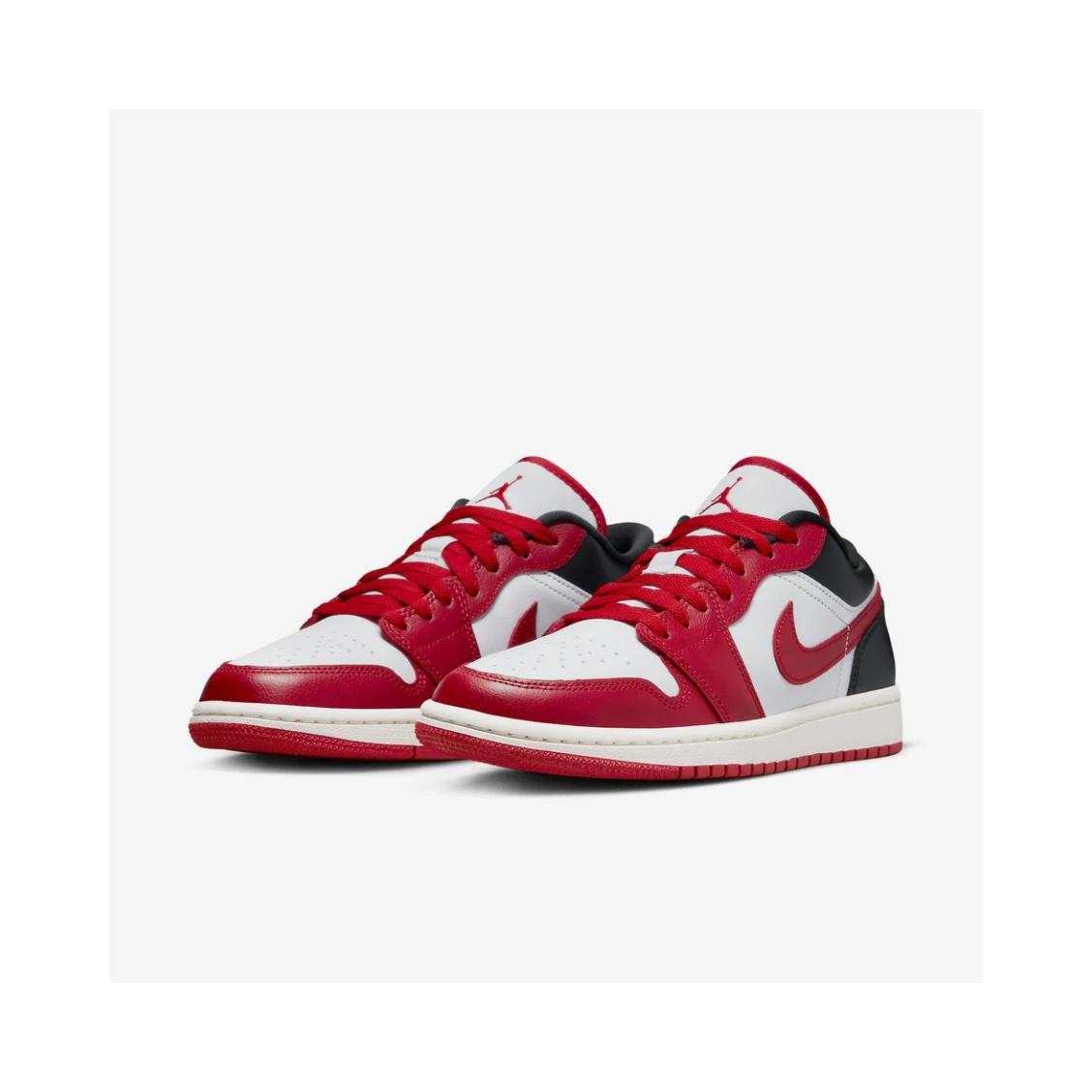 Jordan 1 Low Reverse Black Toe (Women's)