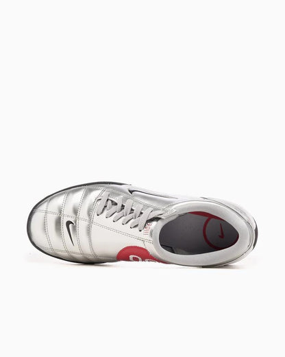 Nike Total 90 3 SP 
Metallic Silver Black