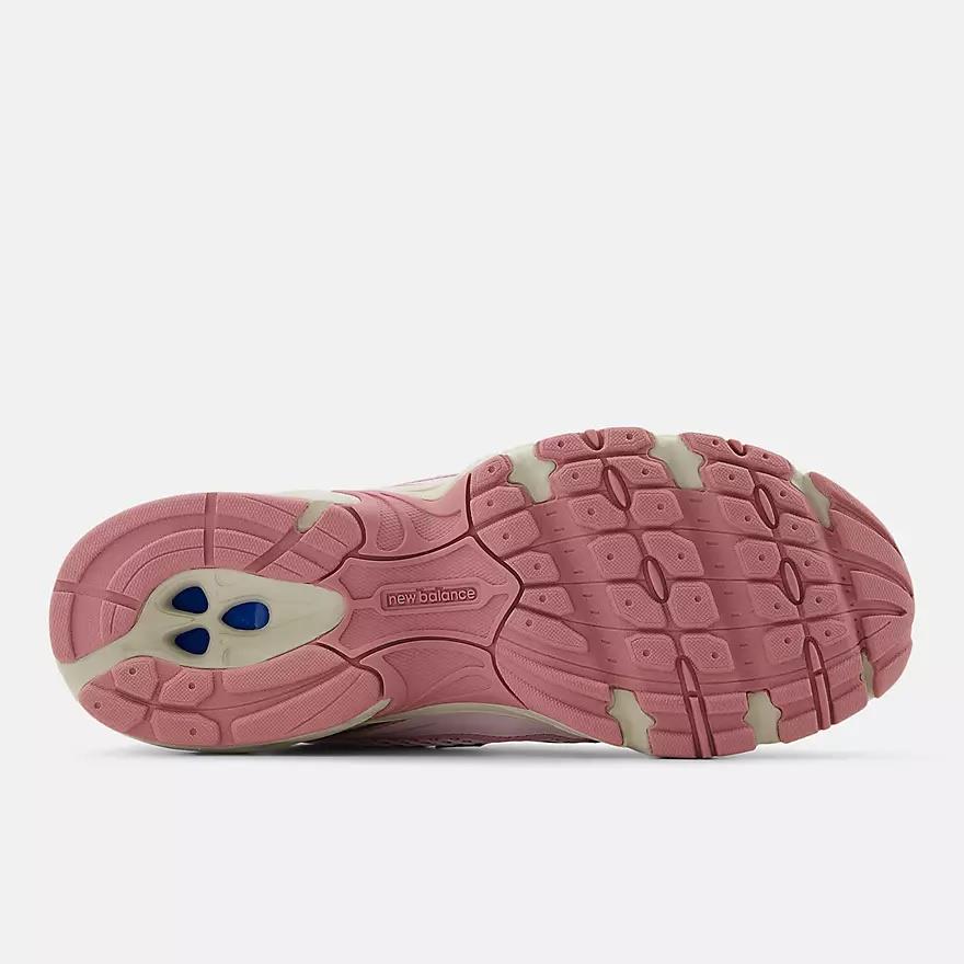 New Balance 740v2 
Pink Granite