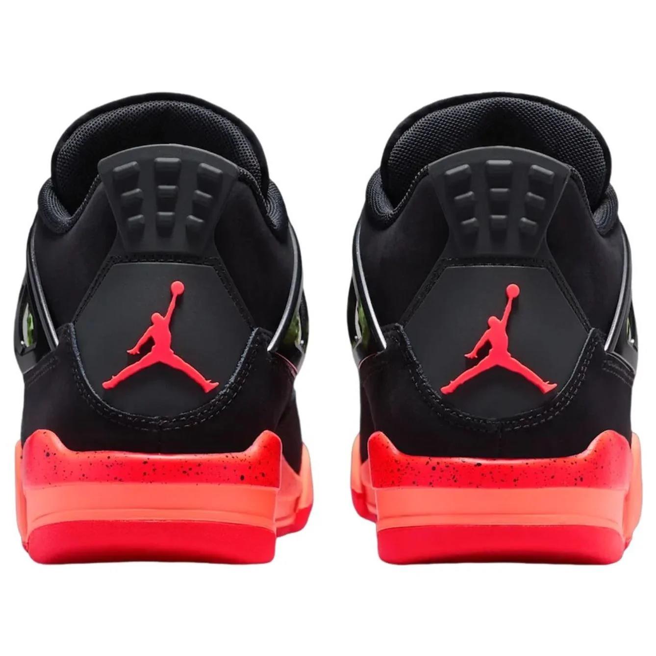Jordan 4 Retro 
Black Infrared Barely Volt (GS)