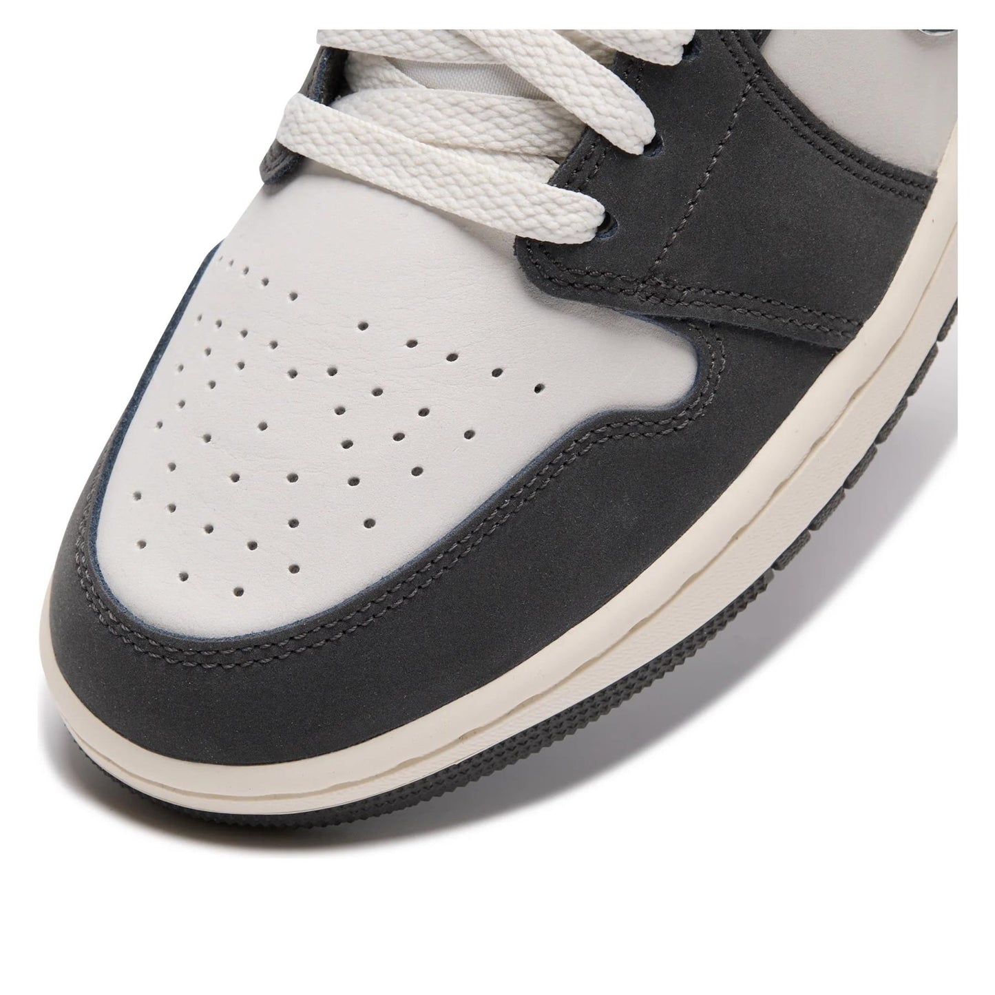 Jordan 1 Low SE 
Sail Deep Pewter Elephent Print