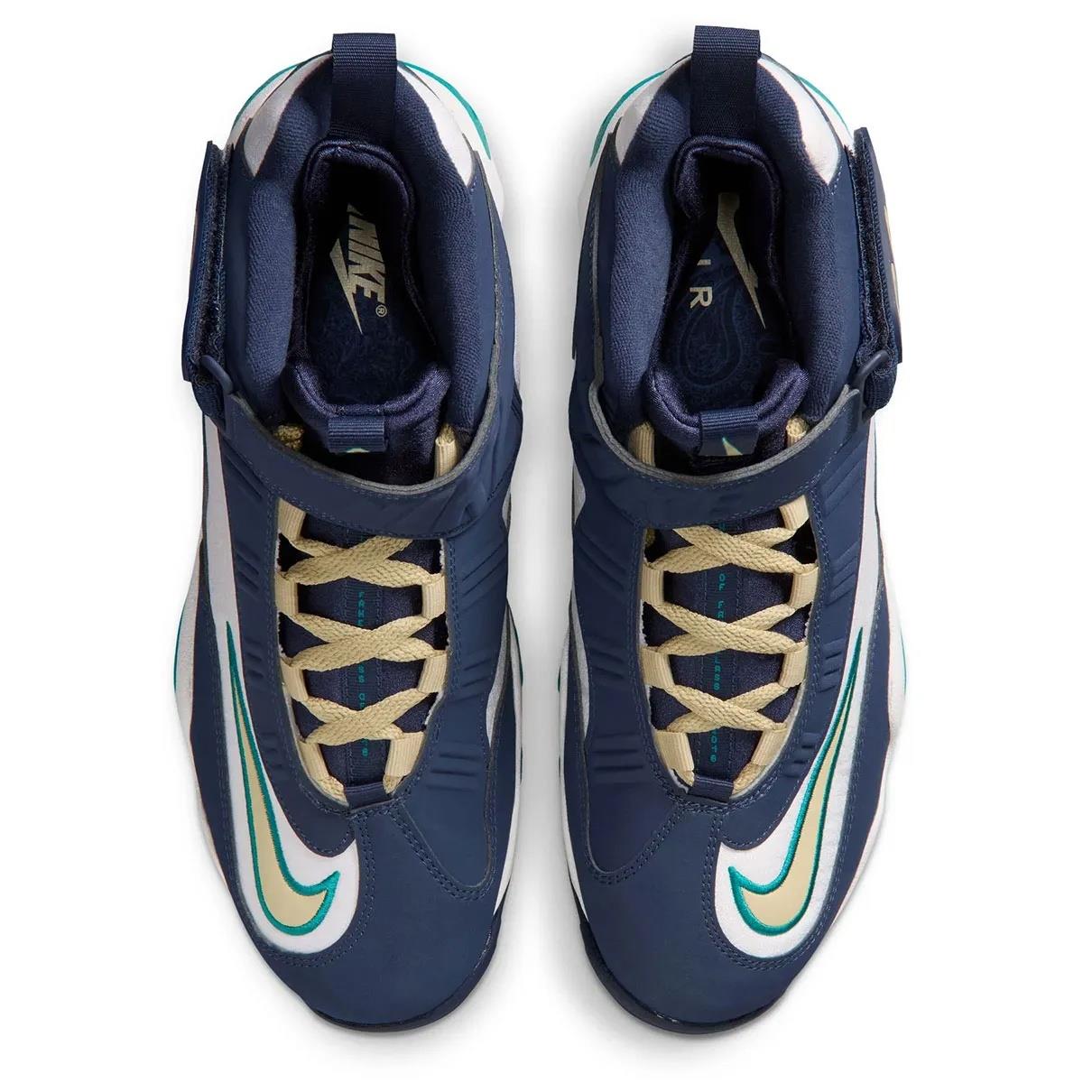 Nike Air Griffey Max 1 
Hall of Fame