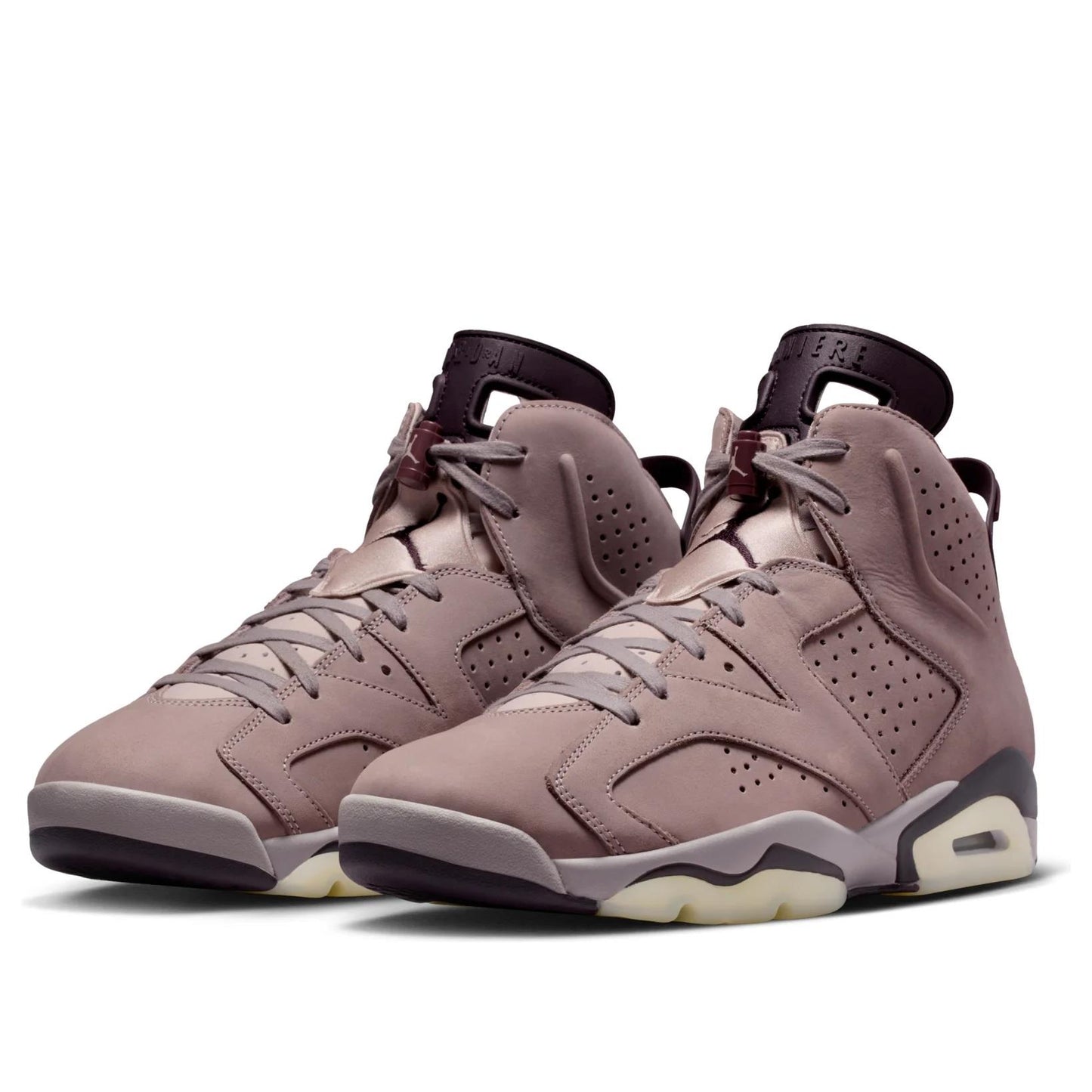 Jordan 6 Retro 
A Ma Maniére Smokey Mauve