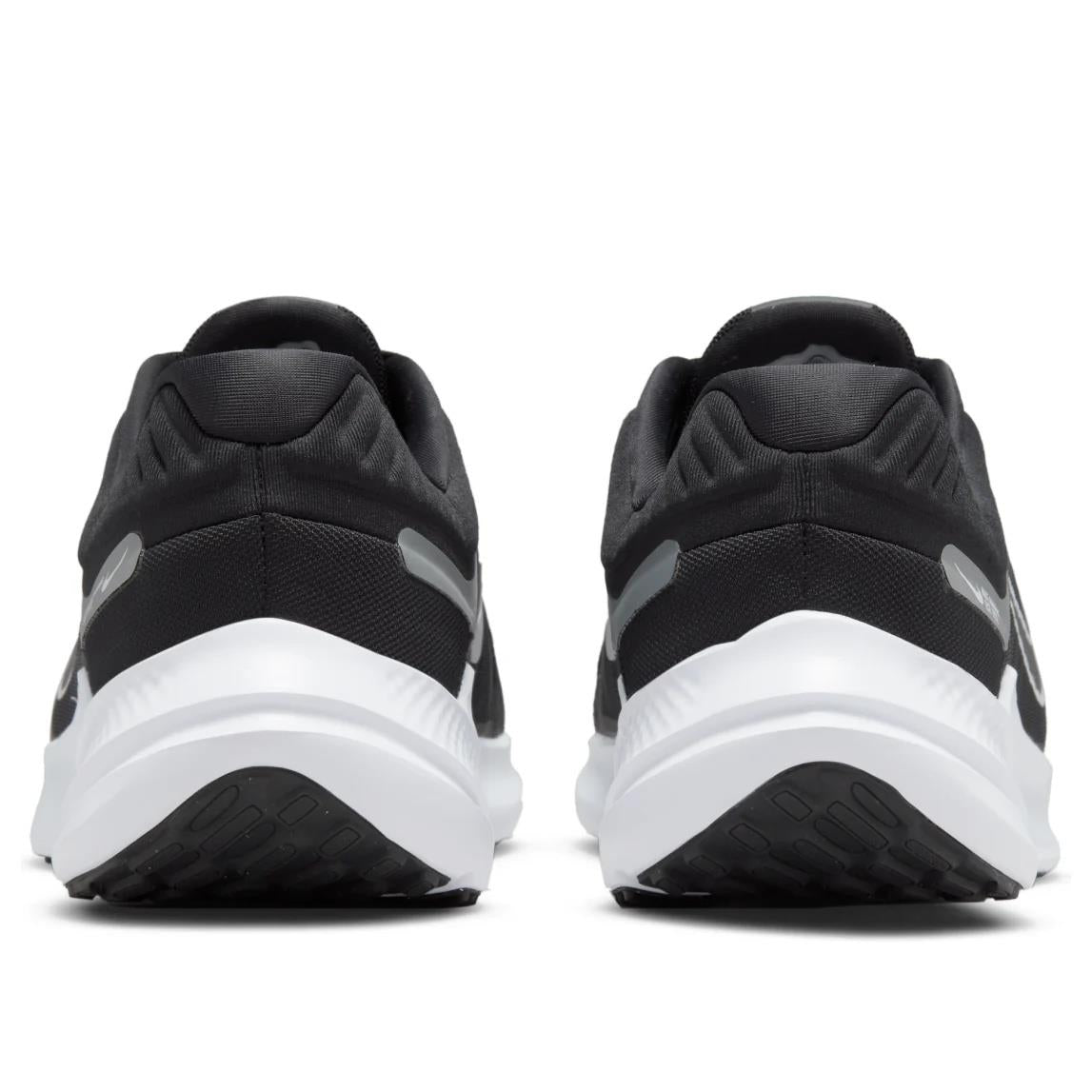 Nike Quest 5 
Black Smoke Grey Dark Smoke Grey White