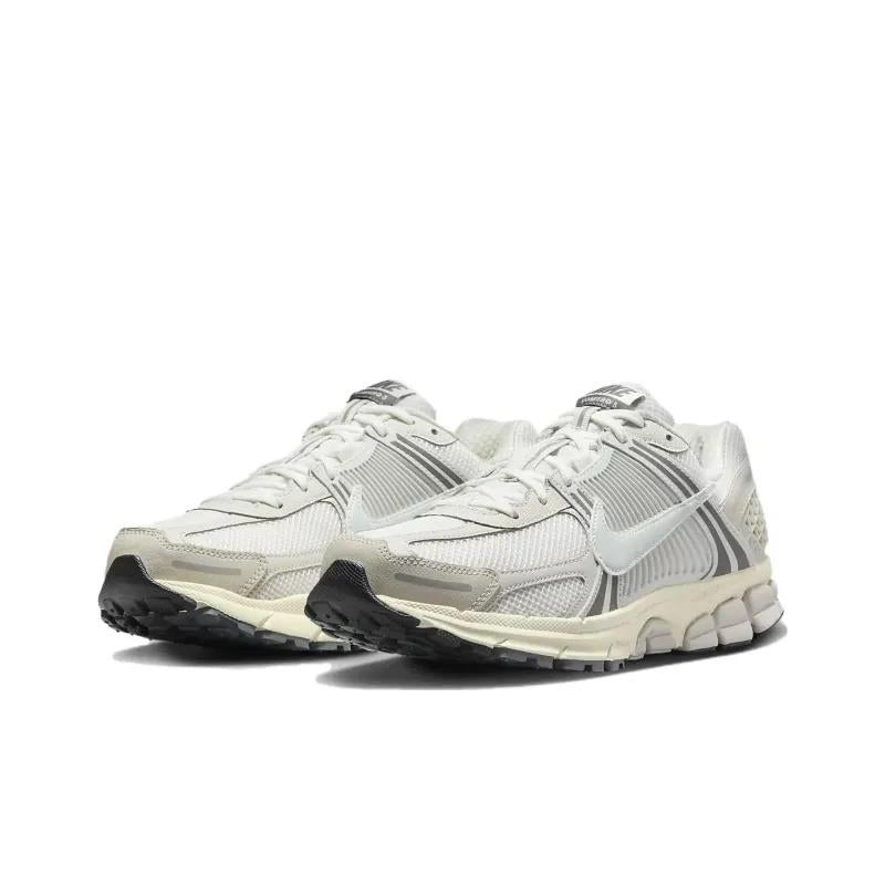 Nike Zoom Vomero 5 Platinum Tint