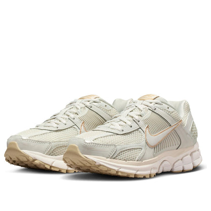 Nike Zoom Vomero 5 
Light Bone Phantom (Women's)