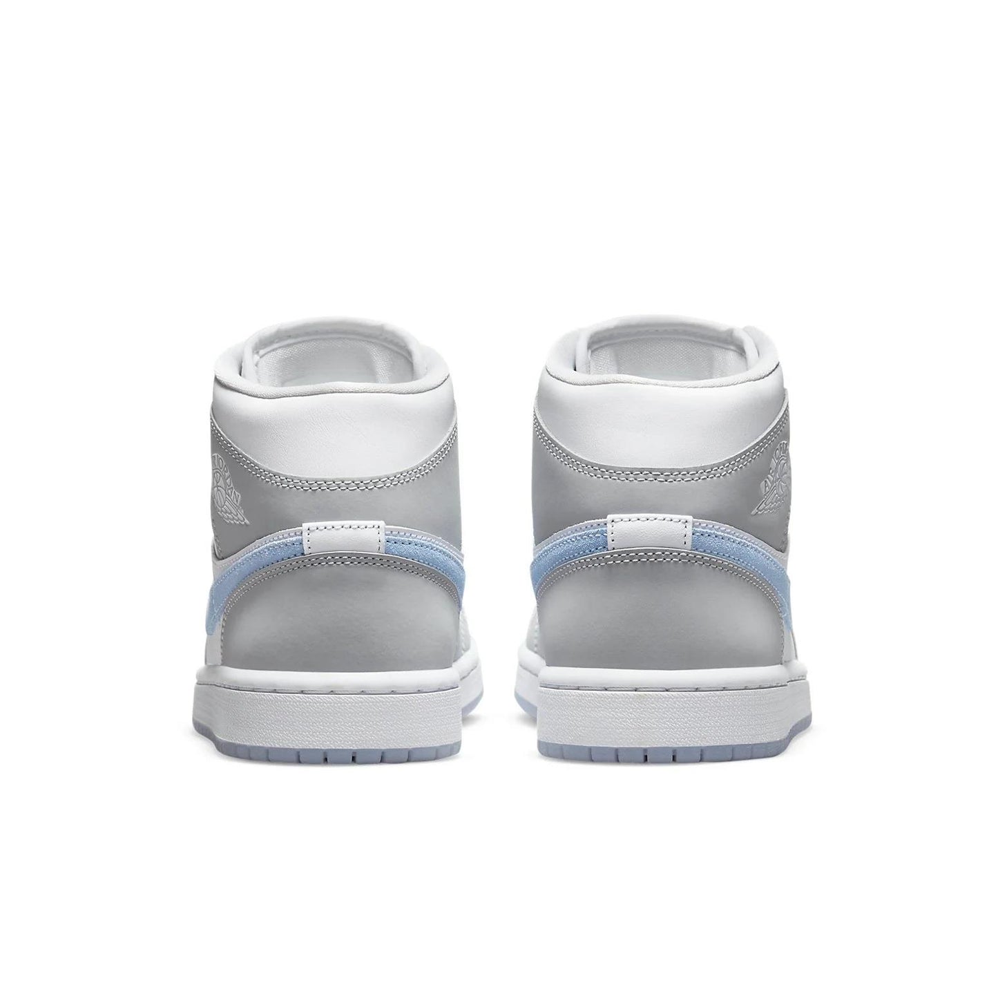 Jordan 1 Mid 
Wolf Grey Aluminum (Women's)