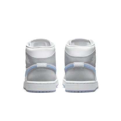 Jordan 1 Mid 
Wolf Grey Aluminum (Women's)