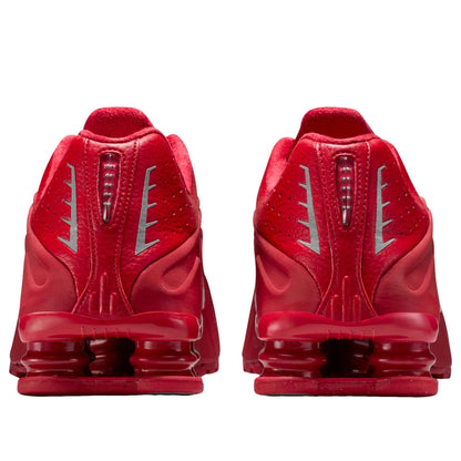 Nike Shox R4 
Red White