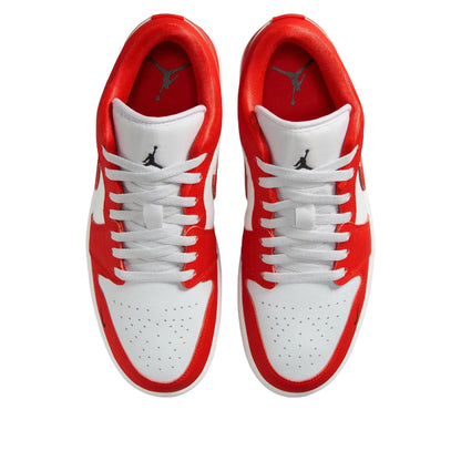 Jordan 1 Low SE 
Chile Red