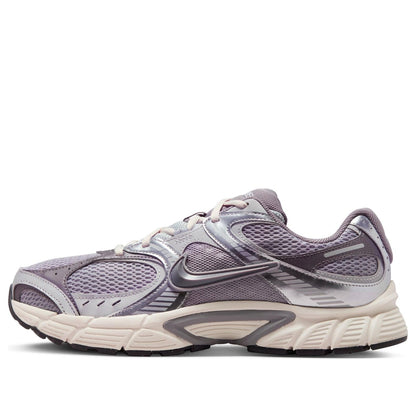 Nike V5 RNR 
Cement Grey Grey Fog Light Orewood Brown